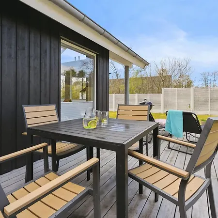 Gunholm - 150m From The Sea By Interhome *
