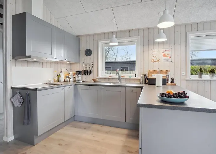 Gunholm - 150m From The Sea By Interhome בית נופש *