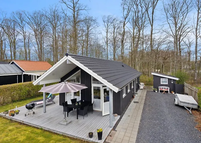 Gunholm - 150m From The Sea By Interhome *